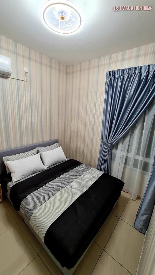 J&J Vacation Home@Novo8 Residence Kampong Tambak Ngoại thất bức ảnh